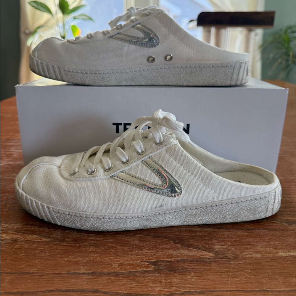 Tretorn Easy NyLite Canvas Slip-On Shoes Size 8.5
